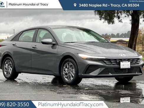 New 2026 Hyundai Elantra Blue image 1