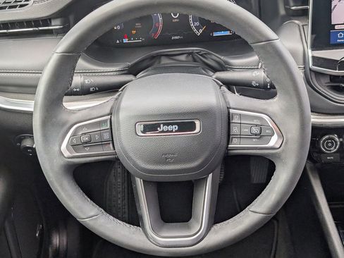 Used 2023 Jeep Compass High Altitude AWD/4WD image 11