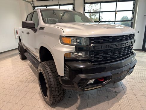 Used 2019 Chevrolet Silverado 1500 Custom Trail Boss w/ Custom Convenience Package image 7