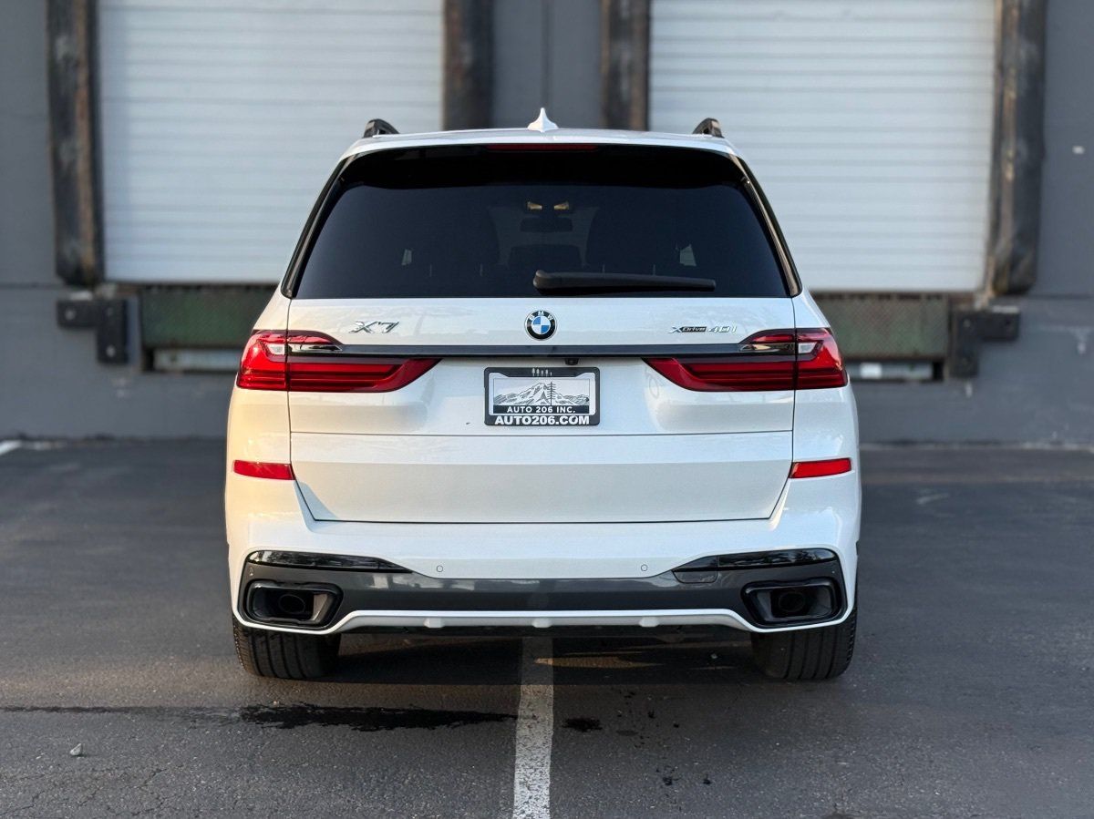 Used 2022 BMW X7 xDrive40i w/ Premium Excellence Package AWD/4WD image 4