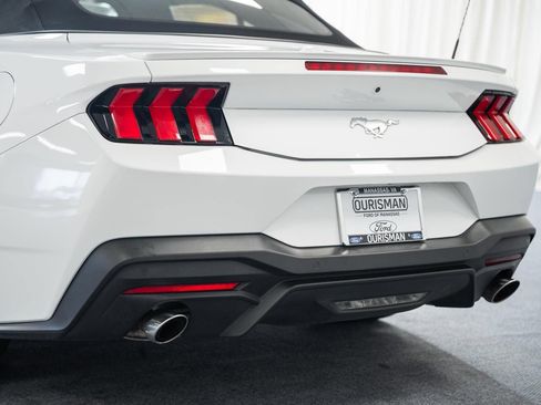 Used 2024 Ford Mustang Premium RWD image 5