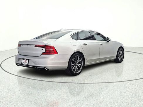 Used 2017 Volvo S90 T6 Momentum w/ Vision Package AWD/4WD image 7
