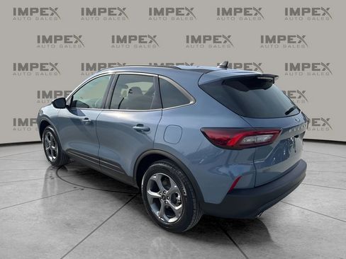 Used 2025 Ford Escape ST-Line image 3