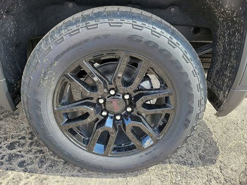 New 2026 GMC Sierra 1500 Elevation w/ Preferred Package image 10