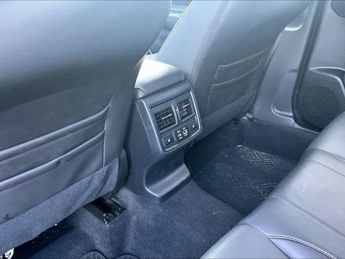 Used 2026 Subaru Outback Limited XT AWD/4WD image 10