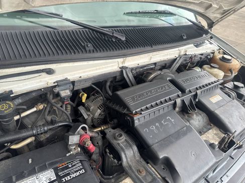 Used 2003 Ford E-450 and Econoline 450 RWD image 25