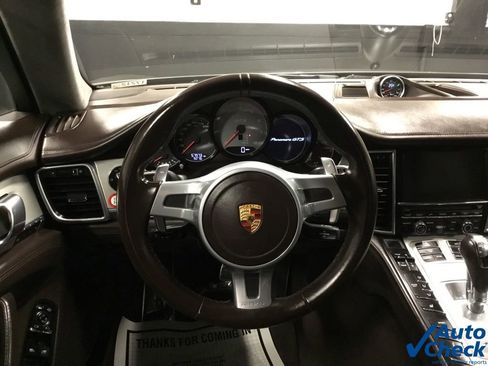 Used 2016 Porsche Panamera GTS image 46