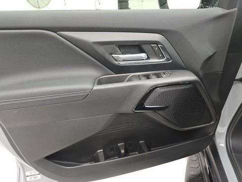 New 2026 Chevrolet Silverado EV LT image 19