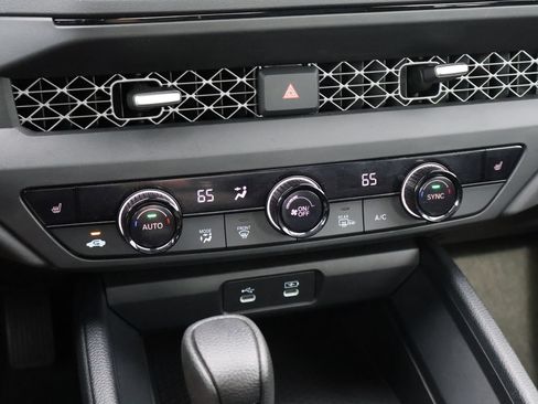 Certified 2023 Honda Accord EX image 21