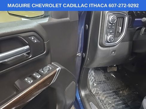 Used 2019 GMC Sierra 1500 SLE w/ SLE Value Package AWD/4WD image 27