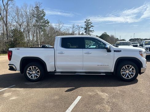Used 2019 GMC Sierra 1500 SLT w/ SLT Premium Plus Package image 3