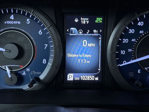 Used 2019 Toyota Sienna XLE Premium image 27