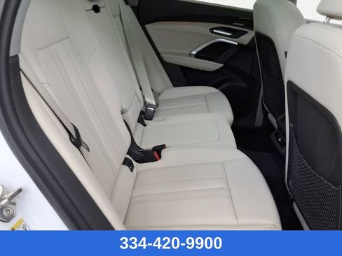 New 2025 Audi Q5 Premium Plus image 15