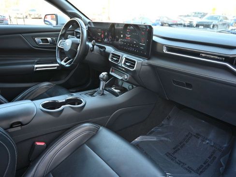 Used 2024 Ford Mustang Premium image 15