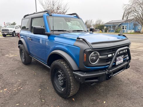 Certified 2022 Ford Bronco Black Diamond image 7