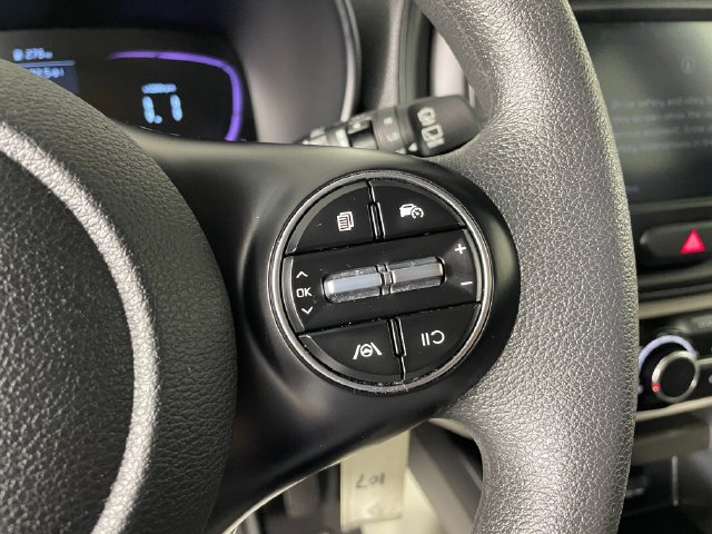 Certified 2023 Kia Soul LX FWD image 9