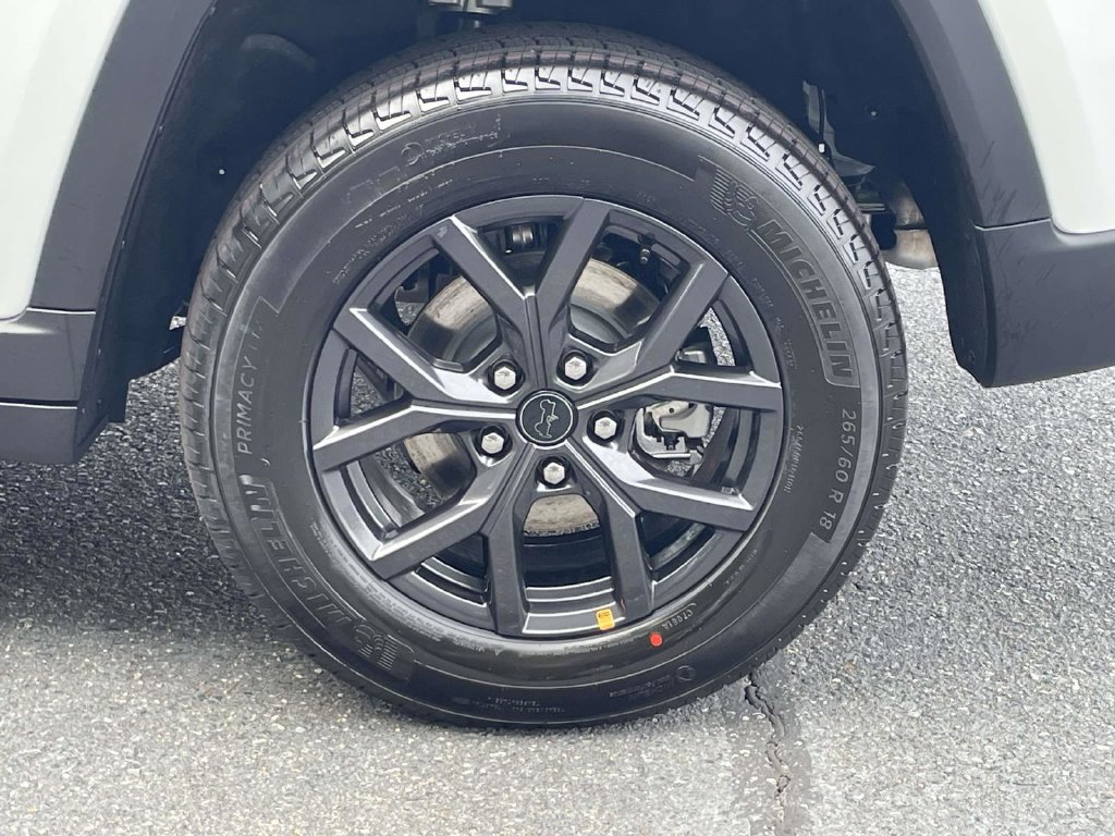 New 2027 Jeep Grand Cherokee 4WD image 12