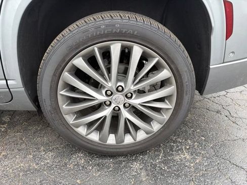 Used 2026 Buick Enclave Avenir w/ Super Cruise Package AWD/4WD image 14