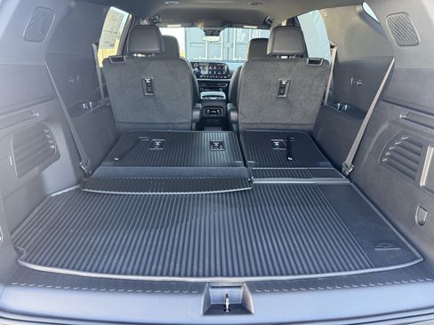 New 2026 Chevrolet Traverse LT w/ Midnight/Sport Edition AWD/4WD image 19