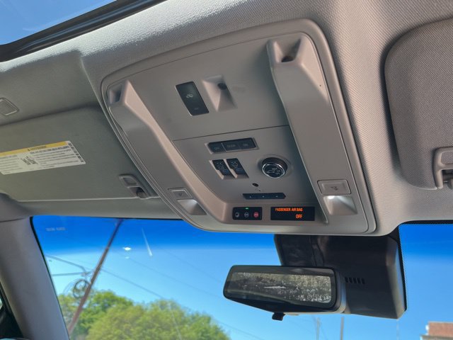Used 2020 Cadillac Escalade Luxury AWD/4WD image 36