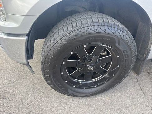 Used 2020 Ford F150 XLT w/ Equipment Group 302A Luxury image 9