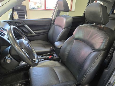 Used 2014 Subaru Forester 2.5i Limited AWD/4WD image 21