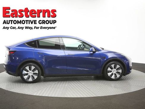 Used 2022 Tesla Model Y Long Range AWD/4WD image 38