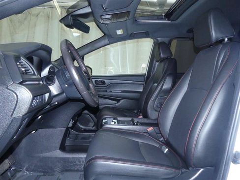 Used 2025 Honda Odyssey Sport-L image 19