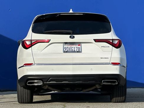 Certified 2023 Acura MDX SH-AWD w/ Technology Package image 4