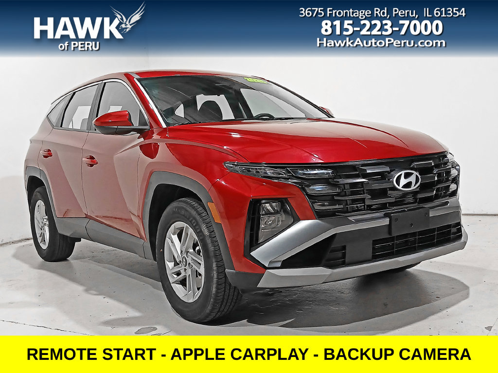 Used 2025 Hyundai Tucson SE AWD/4WD image 1
