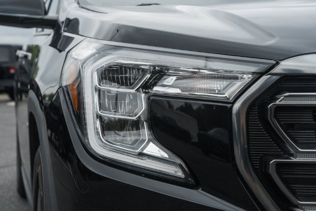 Used 2022 GMC Terrain AT4 w/ Infotainment Package II AWD/4WD image 28