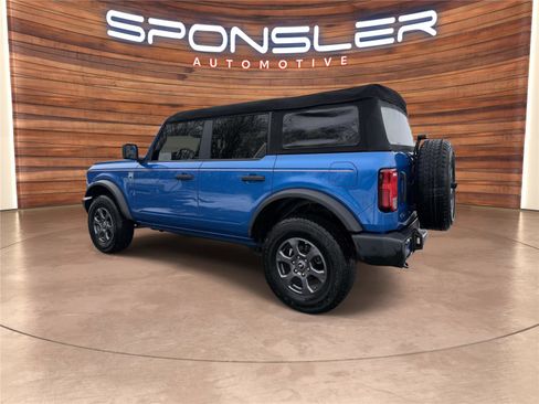 Used 2023 Ford Bronco Big Bend image 3
