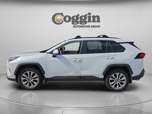 Used 2024 Toyota RAV4 XLE Premium w/ Weather Package FWD image 2