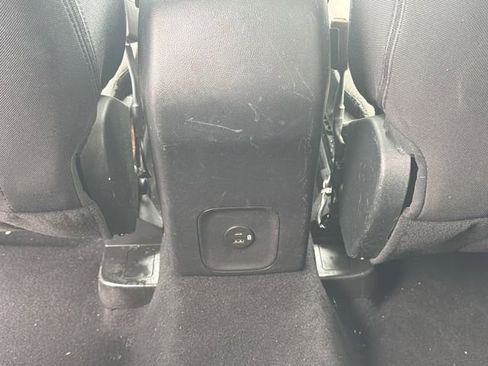 Used 2022 Ford Escape SE FWD image 24