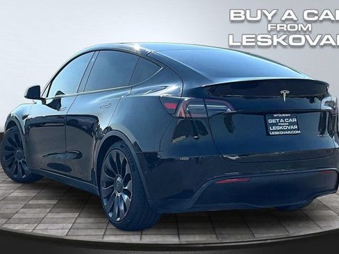 Used 2022 Tesla Model Y Performance AWD/4WD image 2