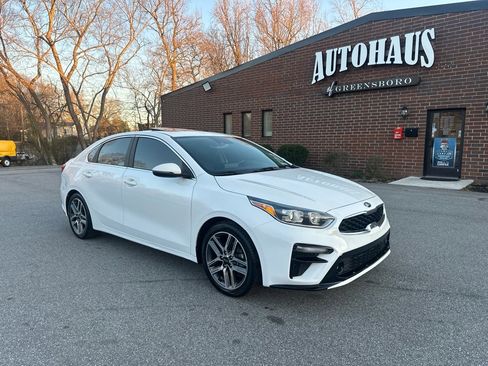 Used 2021 Kia Forte EX image 1