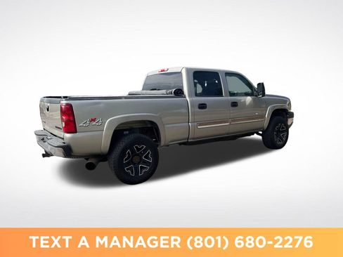 Used 2003 Chevrolet Silverado 2500 LS w/ Skid Plate Package AWD/4WD image 5