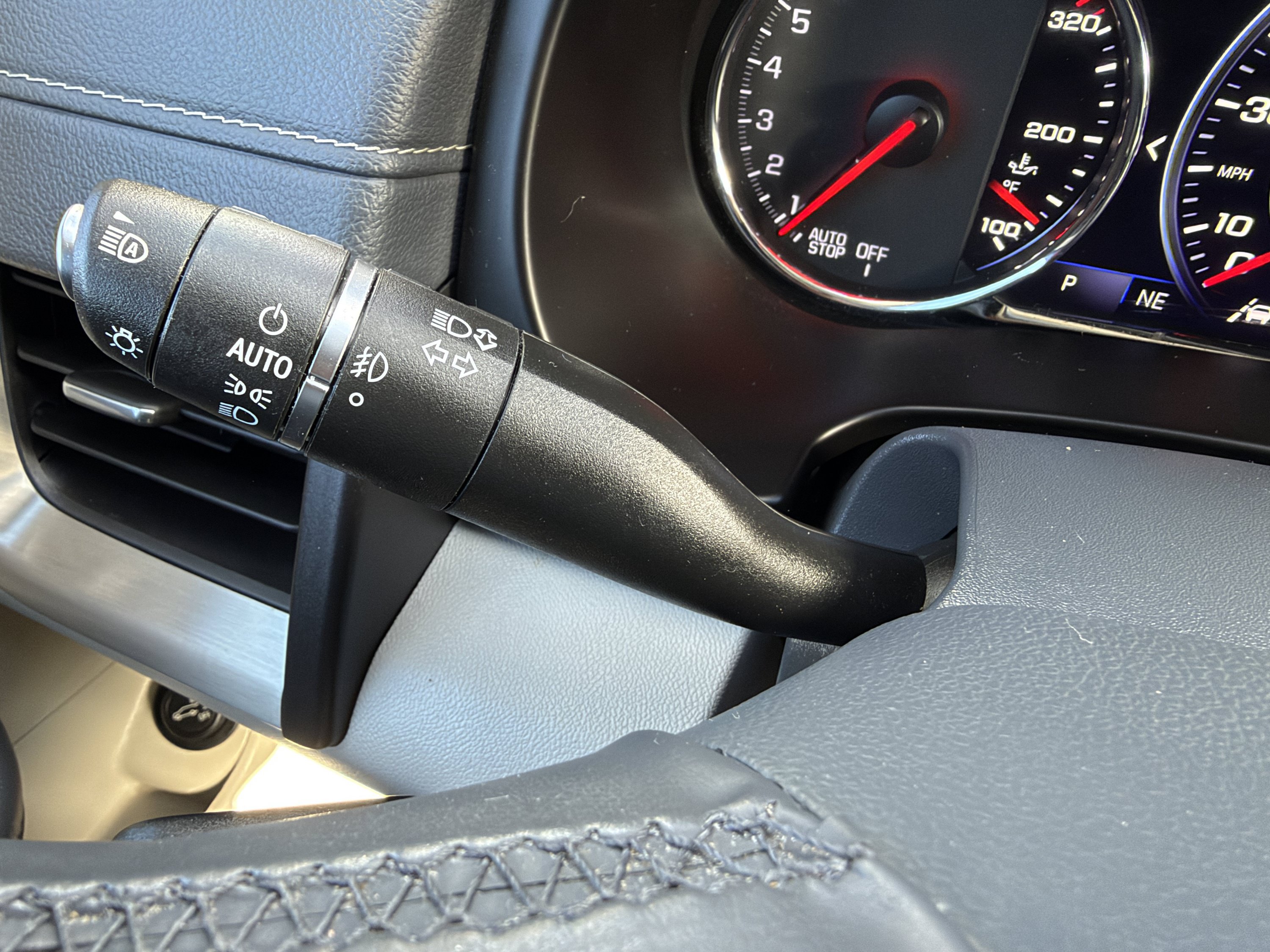 Used 2024 GMC Terrain Denali w/ LPO, Floor Liner Package AWD/4WD image 32