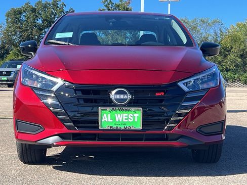 New 2025 Nissan Versa SR w/ Trunk Package image 4