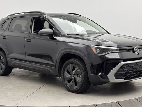 Used 2025 Volkswagen Taos S FWD image 3