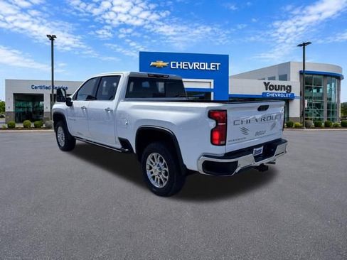 Used 2025 Chevrolet Silverado 3500 LTZ w/ LTZ Plus Package AWD/4WD image 5