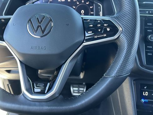 Certified 2023 Volkswagen Tiguan SEL R-Line AWD/4WD image 22