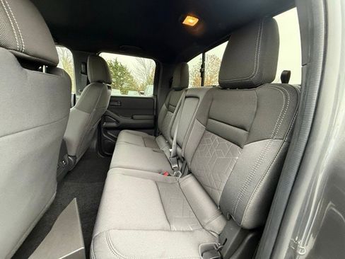 New 2026 Nissan Frontier SV w/ SV Convenience Package image 15