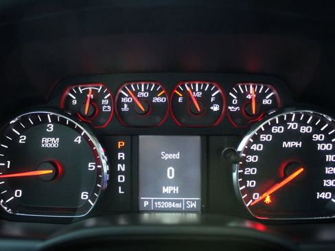 Used 2018 Chevrolet Silverado 1500 Custom w/ Custom Convenience Package image 16