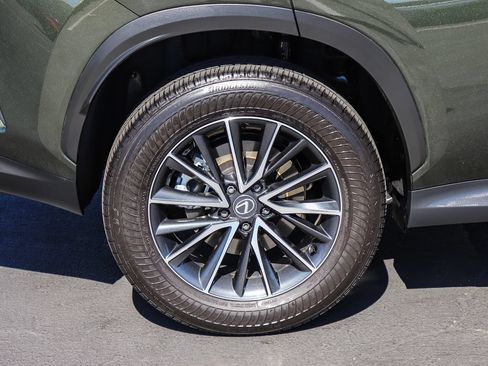 Used 2024 Lexus NX 250 FWD image 9