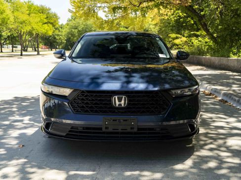 Used 2024 Honda Accord EX-L image 3