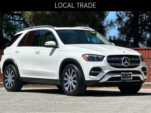 Certified 2025 Mercedes-Benz GLE 450e 4MATIC w/ Winter Package image 2