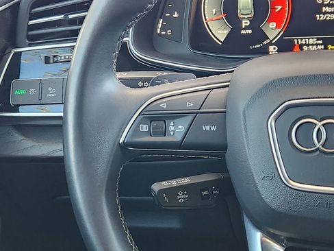 Used 2021 Audi Q8 Premium Plus w/ Premium Plus Package image 26