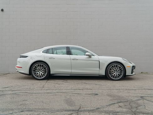 Used 2026 Porsche Panamera 4 AWD/4WD image 8