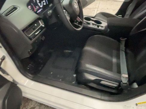 Used 2023 Honda Civic Sport image 29